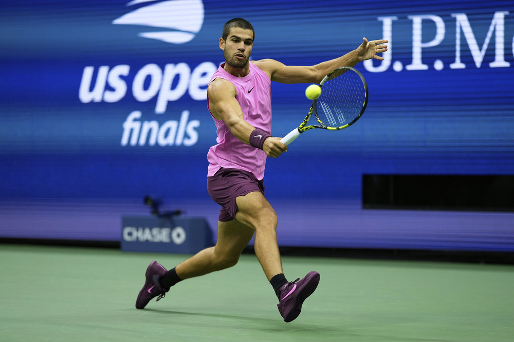 在对方禁区 在对方禁区